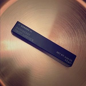 Korea Raspberry Twist Lipstick- DRAMATIC